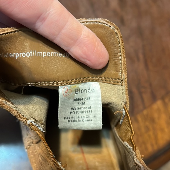 Tan Waterproof Blondo Irving Wedge Boots ~ 7 1/2 M - Picture 5 of 6